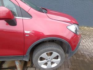 Begagnade Framskärm, höger Opel Mokka/Mokka X 1.6 CDTI 16V 4x2 Pris € 183,75 Marginaltabell erbjuds av Maresia Auto Recycling B.V.