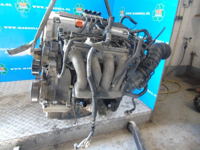 Motor van een Honda Accord Tourer (CM/CN) 2.0 i-VTEC 16V 2004
