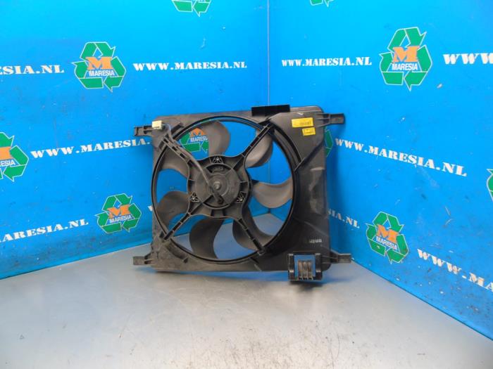 Cooling fans from a Chevrolet Spark (M300) 1.0 16V Bifuel 2013