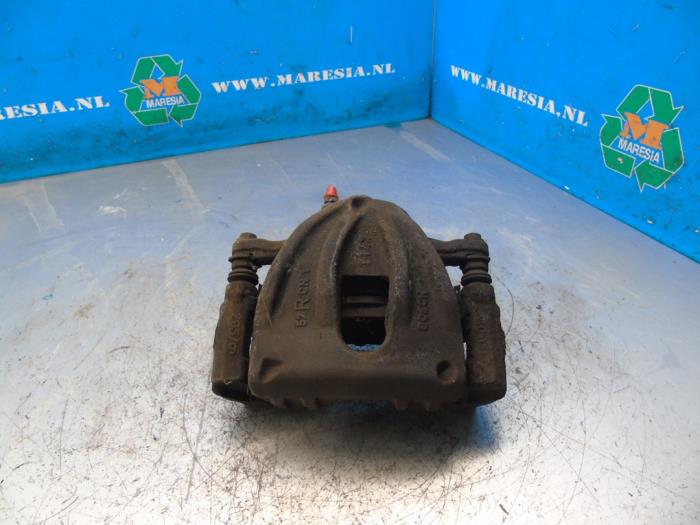 Gebrauchte Bremszange rechts vorne Toyota Corolla Verso (R10/11) 1.6 16V VVT-i Preis € 26,25 Margenregelung angeboten von Maresia Auto Recycling B.V.
