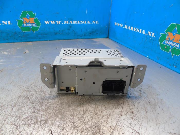 Używane Radio Ford Fiesta 7 1.1 Ti-VCT 12V 85 Cena € 105,00 Procedura marży oferowane przez Maresia Auto Recycling B.V.