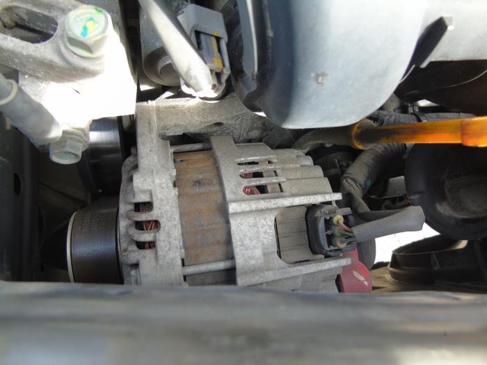 Używane Pradnica Nissan Micra (K13) 1.2 12V Cena € 31,50 Procedura marży oferowane przez Maresia Auto Recycling B.V.