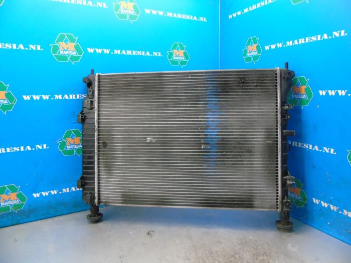 Used Radiator Opel Antara (LA6) 2.2 CDTI 16V 4x2 Price € 99,75 Margin scheme offered by Maresia Auto Recycling B.V.