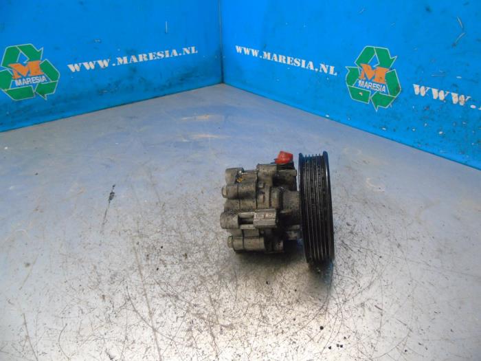 Usagé Pompe de direction Opel Antara (LA6) 2.2 CDTI 16V 4x2 Prix € 73,50 Règlement à la marge proposé par Maresia Auto Recycling B.V.