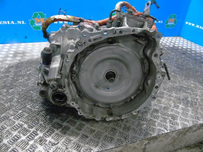Used Gearbox Lexus RX (L1) 450h V6 24V VVT-i 4x4 Price on request offered by Maresia Auto Recycling B.V.