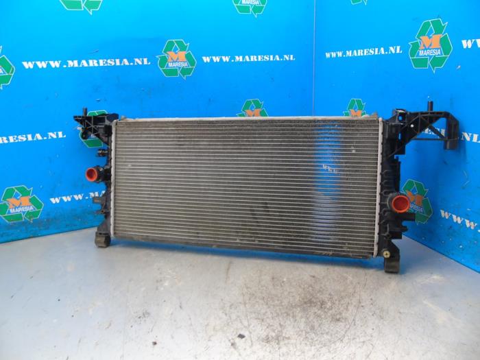Used Radiator Opel Astra K 1.0 Turbo 12V Price € 105,00 Margin scheme offered by Maresia Auto Recycling B.V.