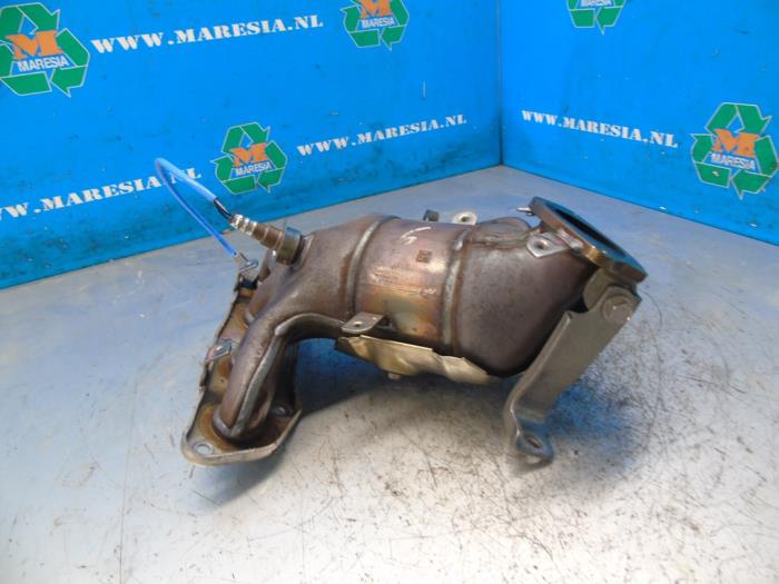 Usagé Catalyseur Renault Clio V (RJAB) 1.6 E-Tech 145 16V Prix € 367,50 Règlement à la marge proposé par Maresia Auto Recycling B.V.
