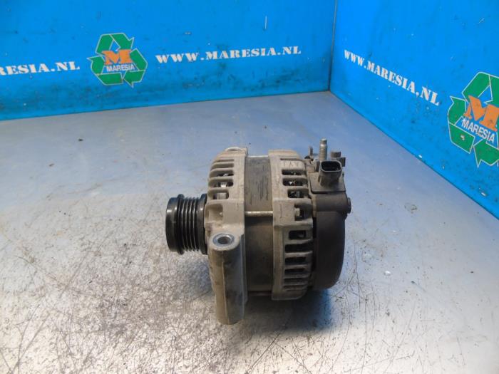 Begagnade Dynamo Opel Astra K Sports Tourer 1.4 Turbo 16V Pris € 73,50 Marginaltabell erbjuds av Maresia Auto Recycling B.V.