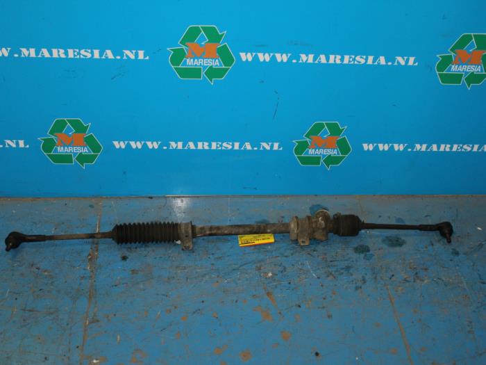 Begagnade Styrbox Mazda 121 (DB) 1.3i GL,GLX,Top 16V Pris € 42,00 Marginaltabell erbjuds av Maresia Auto Recycling B.V.