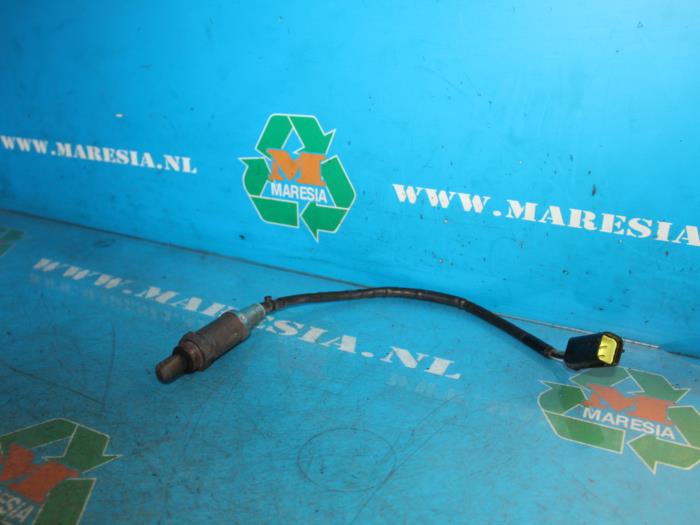 Usados Sonda Lambda Kia Sportage (K0) 2.0 16V 4x4 Precio € 52,50 Norma de margen ofrecido por Maresia Auto Recycling B.V.