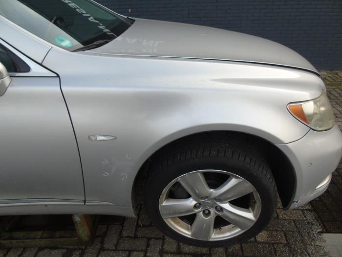 Używane Blotnik prawy przód Lexus LS (F4) 460 4.6 32V VVT-i Cena € 183,75 Procedura marży oferowane przez Maresia Auto Recycling B.V.