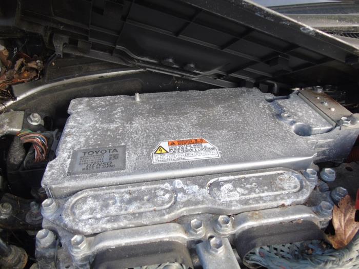 Używane Falownik (hybryda) Lexus LS (F4) 600h 5.0 32V VVT-i Cena € 997,50 Procedura marży oferowane przez Maresia Auto Recycling B.V.