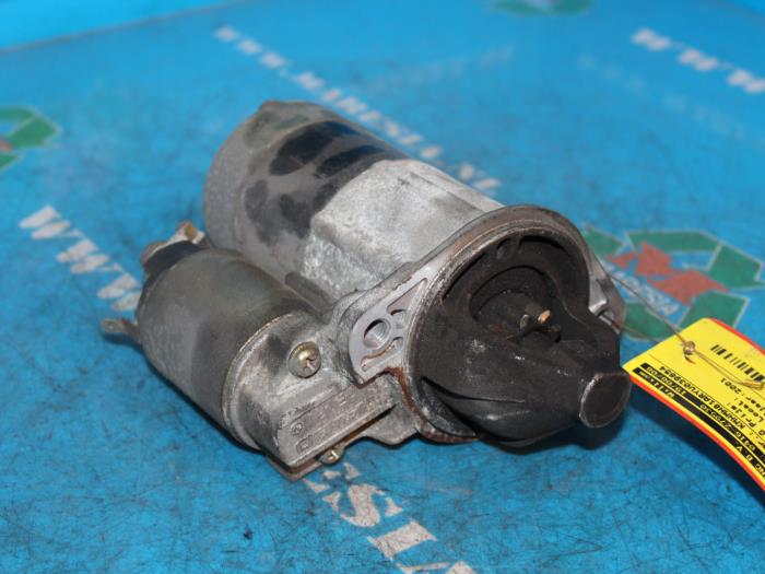 Gebrauchte Anlasser Hyundai Trajet 2.0 16V Preis € 26,25 Margenregelung angeboten von Maresia Auto Recycling B.V.