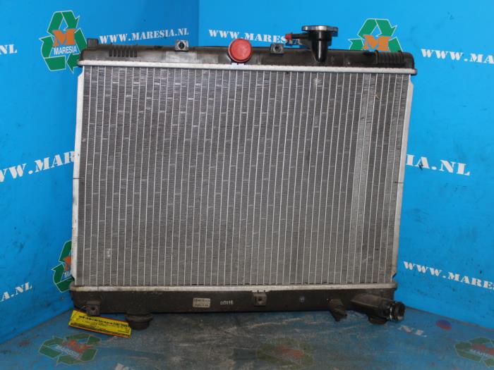 Radiateur d'eau d'un Kia Rio (DC12) 1.5 RS,LS 16V 2001