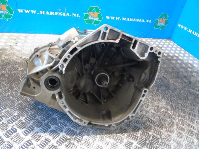 Usagé Boîte de vitesse Nissan Juke (F15) 1.2 DIG-T 16V Prix € 525,00 Règlement à la marge proposé par Maresia Auto Recycling B.V.
