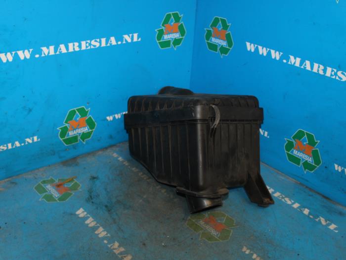 Gebrauchte Luftfiltergehäuse Chevrolet Nubira (J200) 1.6 16V Preis € 26,25 Margenregelung angeboten von Maresia Auto Recycling B.V.