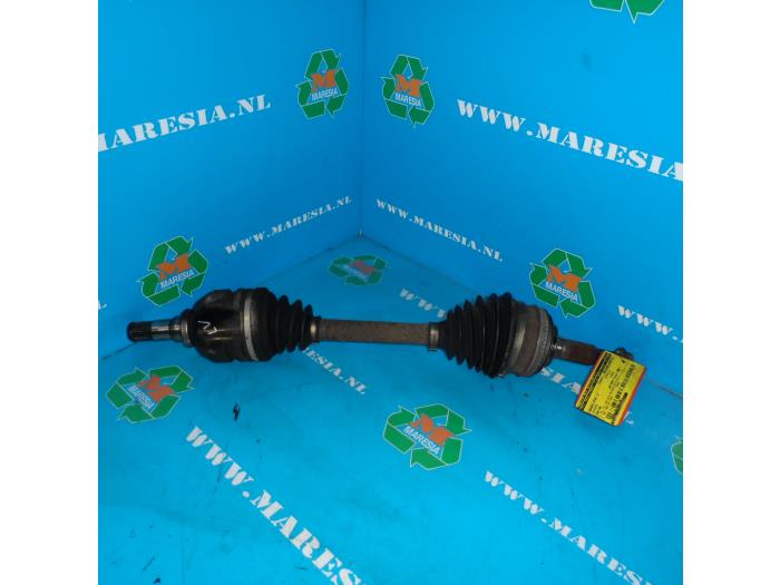 Gebrauchte Antriebswelle links vorne Toyota Carina E (T19) 1.8 XLi,GLi 16V Preis € 36,75 Margenregelung angeboten von Maresia Auto Recycling B.V.
