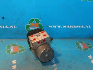 Used ABS pump Kia Sorento I (JC) 2.4 16V Price € 63,00 Margin scheme offered by Maresia Auto Recycling B.V.