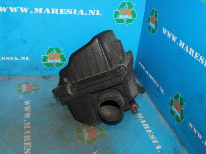 Begagnade Luftfilterhus Opel Vectra B Caravan (31) 1.6 16V Pris € 36,75 Marginaltabell erbjuds av Maresia Auto Recycling B.V.