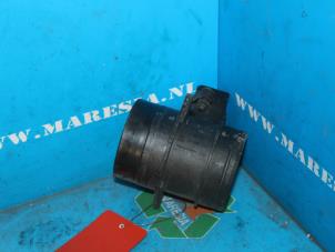 Used Airflow meter Volkswagen Bora (1J2) 2.3 V5 Price € 26,25 Margin scheme offered by Maresia Auto Recycling B.V.