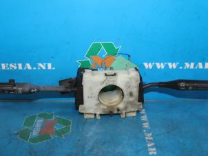 Used Steering column stalk Nissan Bluebird (WU11) 2.0D Price € 42,00 Margin scheme offered by Maresia Auto Recycling B.V.