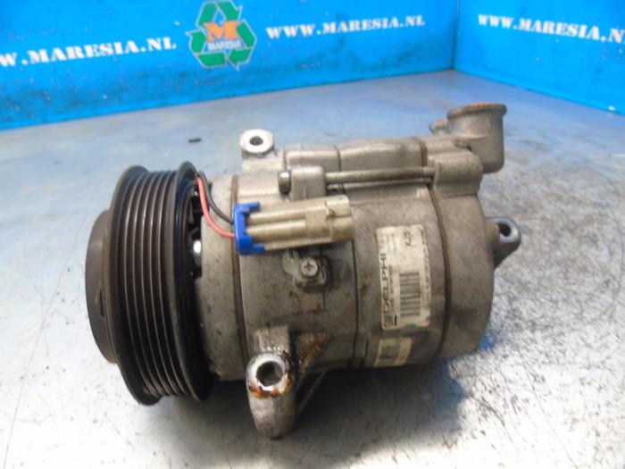 Usagé Compresseur de clim Chevrolet Cruze (305) 1.6 16V VVT Prix € 162,75 Règlement à la marge proposé par Maresia Auto Recycling B.V.
