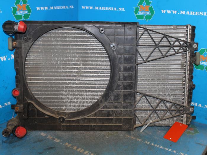 Used Radiator Skoda Fabia (6Y3) 1.9 SDi Price € 57,75 Margin scheme offered by Maresia Auto Recycling B.V.