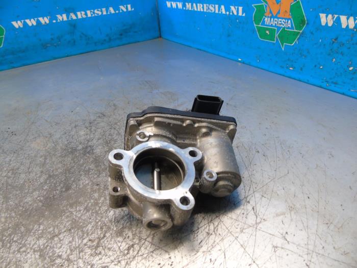 Usagé Boitier papillon Nissan Micra (K14) Prix € 73,50 Règlement à la marge proposé par Maresia Auto Recycling B.V.