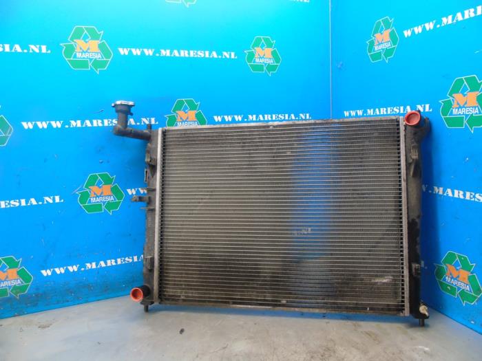 Usagé Radiateur Hyundai i30 (FD) 1.4 CVVT 16V Prix € 47,25 Règlement à la marge proposé par Maresia Auto Recycling B.V.