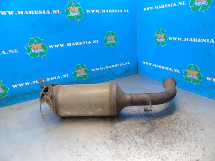 Gebrauchte Rußfilter Opel Vivaro 2.5 CDTI DPF Preis € 262,50 Margenregelung angeboten von Maresia Auto Recycling B.V.
