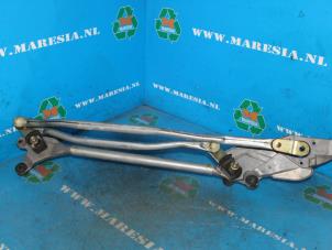 Used Wiper mechanism Toyota Celica (ZZT230/231) 1.8i 16V Price € 52,50 Margin scheme offered by Maresia Auto Recycling B.V.