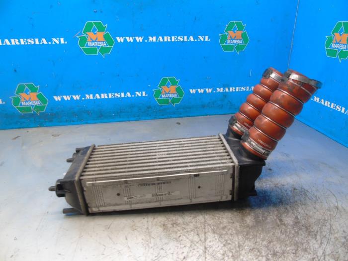 Usados Intercooler Peugeot RCZ (4J) 1.6 16V THP Precio € 78,75 Norma de margen ofrecido por Maresia Auto Recycling B.V.