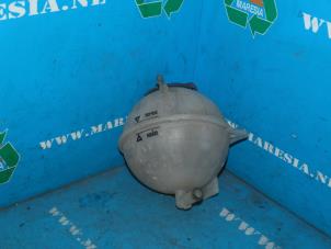 Used Expansion vessel Volkswagen Caddy II (9K9A) 1.9 SDI Price € 26,25 Margin scheme offered by Maresia Auto Recycling B.V.