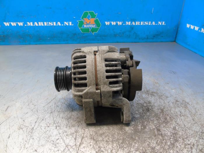 Gebrauchte Dynamo Opel Meriva (A) 1.6 16V Preis € 42,00 Margenregelung angeboten von Maresia Auto Recycling B.V.