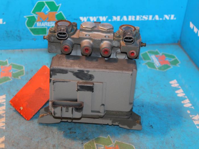 Begagnade ABS-pump Daewoo Lanos (TA/TF08/48/86) 1.6 16V Pris € 21,00 Marginaltabell erbjuds av Maresia Auto Recycling B.V.