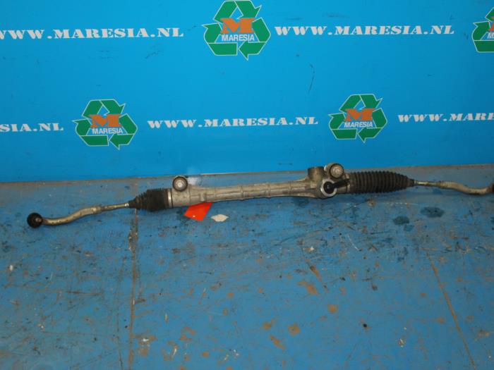 Gebrauchte Lenkgetriebe Toyota Yaris II (P9) 1.4 D-4D Preis € 84,00 Margenregelung angeboten von Maresia Auto Recycling B.V.