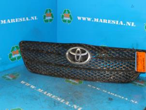 Used Grille Toyota Corolla (E12) 1.8 16V TS VVT-i Price € 42,00 Margin scheme offered by Maresia Auto Recycling B.V.