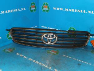 Used Grille Toyota Corolla (EB/ZZ/WZ/CD) 1.6 16V VVT-i Price € 26,25 Margin scheme offered by Maresia Auto Recycling B.V.