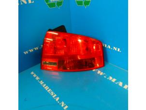 Gebrauchte Rücklicht rechts Audi A4 Quattro (B7) 2.0 TFSI 20V Preis € 42,00 Margenregelung angeboten von Maresia Auto Recycling B.V.