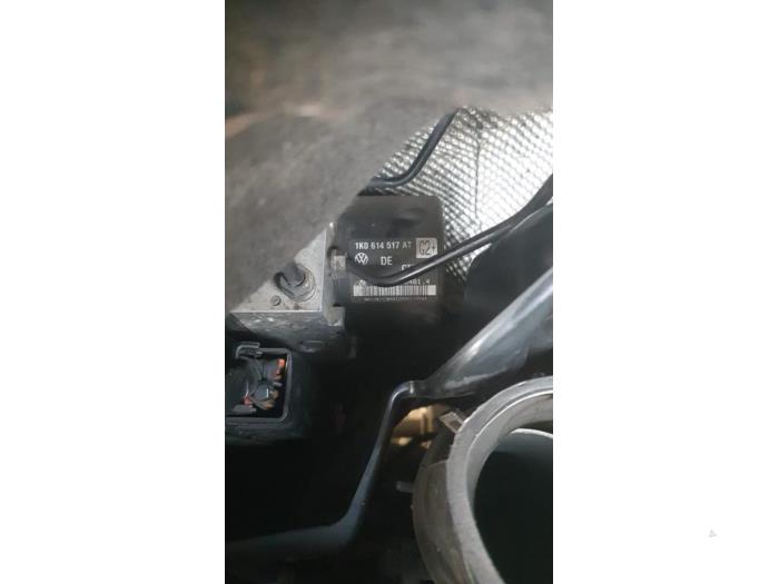 Begagnade ABS-pump Seat Altea (5P1) 1.8 TFSI 16V Pris € 262,50 Marginaltabell erbjuds av Maresia Auto Recycling B.V.