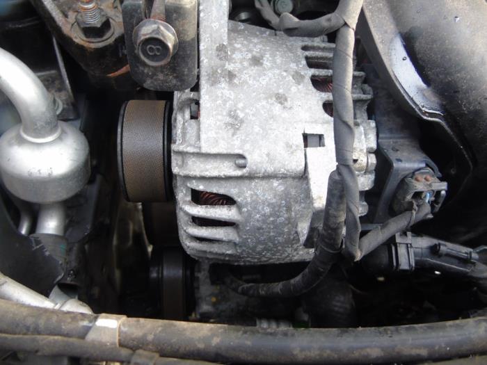 Gebrauchte Dynamo Kia Venga 1.4 CVVT 16V Preis € 73,50 Margenregelung angeboten von Maresia Auto Recycling B.V.
