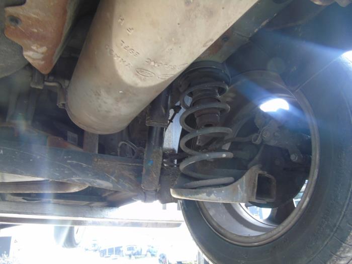 Gebrauchte Hinterachse Vorderradantrieb Kia Venga 1.4 CVVT 16V Preis € 262,50 Margenregelung angeboten von Maresia Auto Recycling B.V.