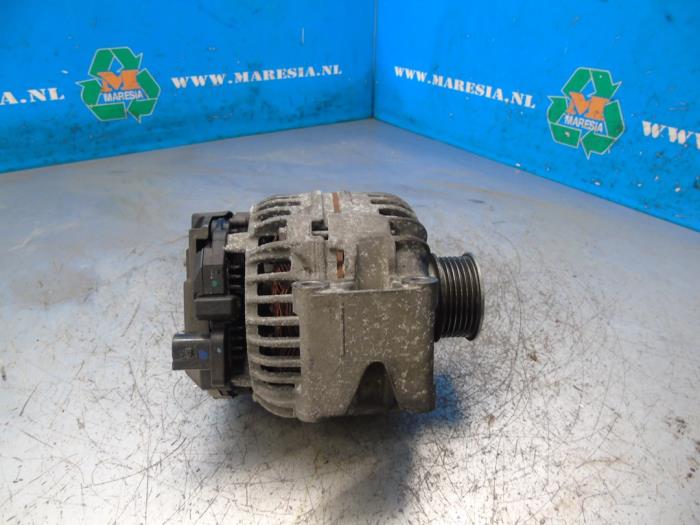Gebrauchte Dynamo Volkswagen Passat CC (357) 1.8 TSI 16V Preis € 52,50 Margenregelung angeboten von Maresia Auto Recycling B.V.