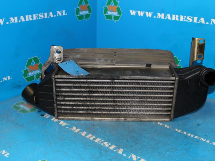 Usagé Intercooler Ford Mondeo I 1.8 TD Prix € 21,00 Règlement à la marge proposé par Maresia Auto Recycling B.V.