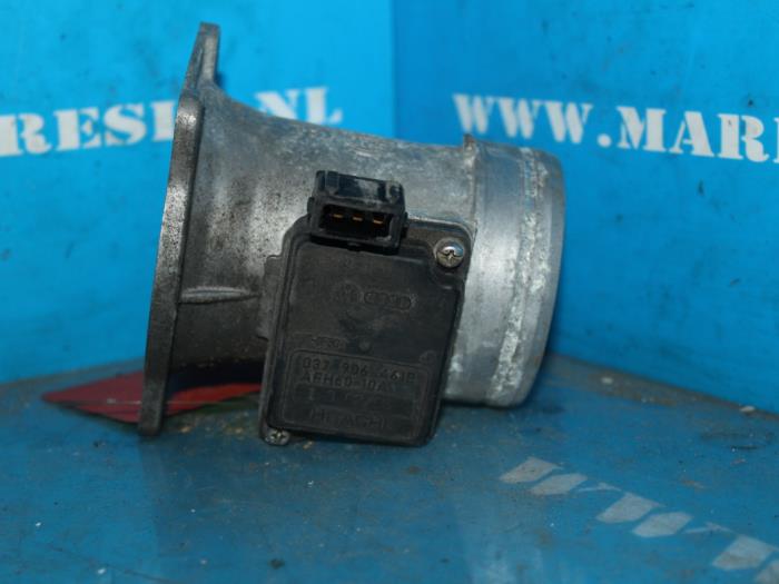 Used Airflow meter Volkswagen Passat Price € 21,00 Margin scheme offered by Maresia Auto Recycling B.V.