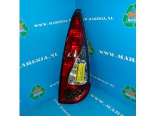 Used Taillight, right Toyota Yaris Verso (P2) 1.3 16V Price € 42,00 Margin scheme offered by Maresia Auto Recycling B.V.