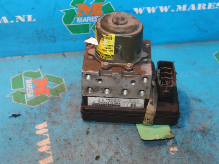 Begagnade ABS-pump Toyota Corolla (EB/WZ/CD) 2.0 D-4D 16V Pris € 42,00 Marginaltabell erbjuds av Maresia Auto Recycling B.V.