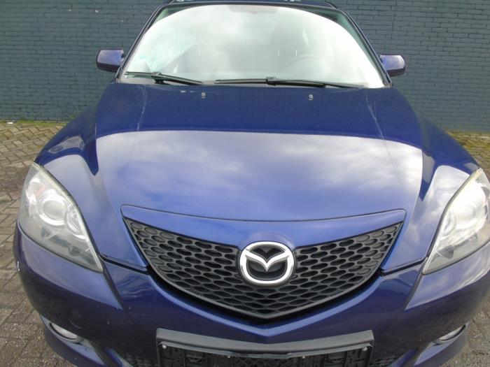 Używane Maska Mazda 3 Sport (BK) 1.6i 16V Cena € 105,00 Procedura marży oferowane przez Maresia Auto Recycling B.V.