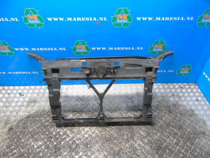 Begagnade Front Mazda 5 (CR19) 2.0 CiDT 16V High Power Pris € 105,00 Marginaltabell erbjuds av Maresia Auto Recycling B.V.