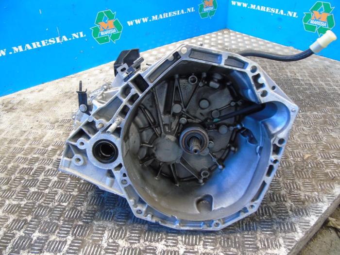 Used Gearbox Renault Express 1.5 dCi 95 Price € 1.050,00 Margin scheme offered by Maresia Auto Recycling B.V.